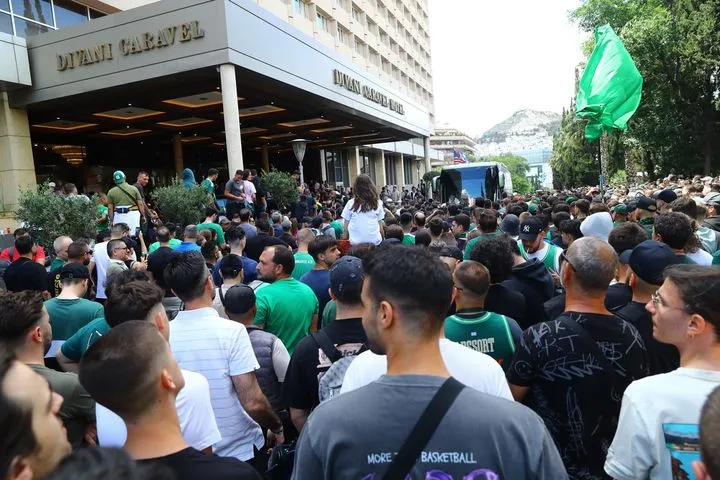 Παναθηναϊκός AKTOR: Χαμός για Αταμάν και παίκτες από τον κόσμο, πριν την αναχώρηση για ΣΕΦ