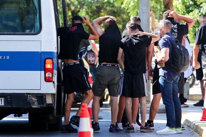 Δολοφονία στην Καλλιθέα: “Είχαν προηγούμενα” οι δύο παρέες – Ταυτοποιήθηκαν 17 άτομα