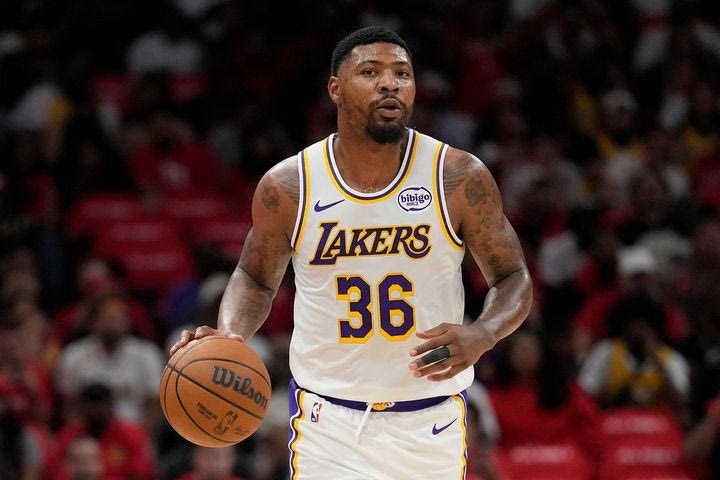 Λέικερς: Free agent ο Σμαρτ