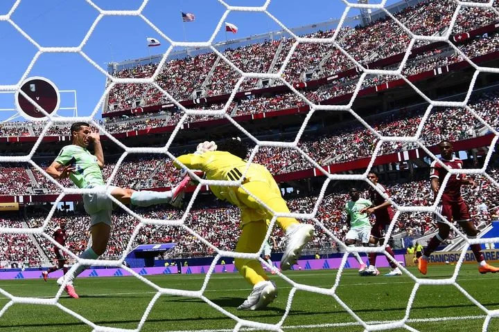Μουντιάλ 2026: Βήμα πρόκρισης με Σικ για την Τσεχία, αξία σε Σούνσιτς και Εντόι στο Ελβετία – Βοσνία