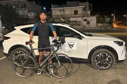 Η Cupra στηρίζει τον Σπύρο Χρυσικόπουλο και εκείνος συνεχίζει να σπάει παγκόσμια ρεκόρ