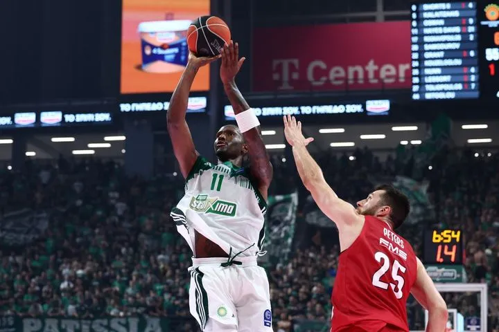 Νάιτζελ Χέιζ-Ντέιβις: Από τους 2 πόντους στο ΣΕΦ, στον απόλυτο πρωταγωνιστή του 1-1 στο T-Center με πλούσια στατιστική