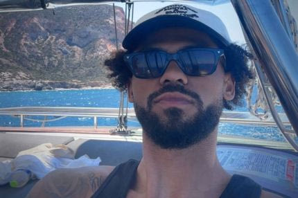 Ο Τάιλερ Ντόρσεϊ απολαμβάνει τις καλοκαιρινές του διακοπές στη Μήλο