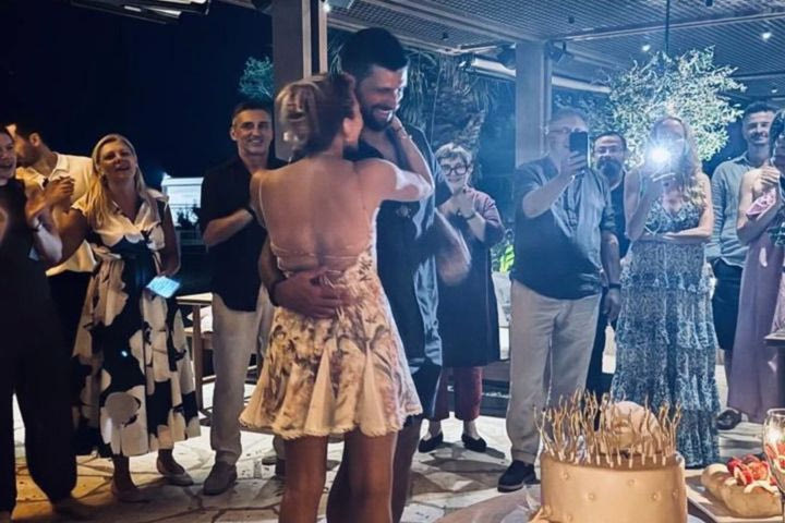 Νόβακ Τζόκοβιτς: Η ξεχωριστή έκπληξη στη σύζυγό του για τα γενέθλιά της στην Αθηναϊκή Ριβιέρα