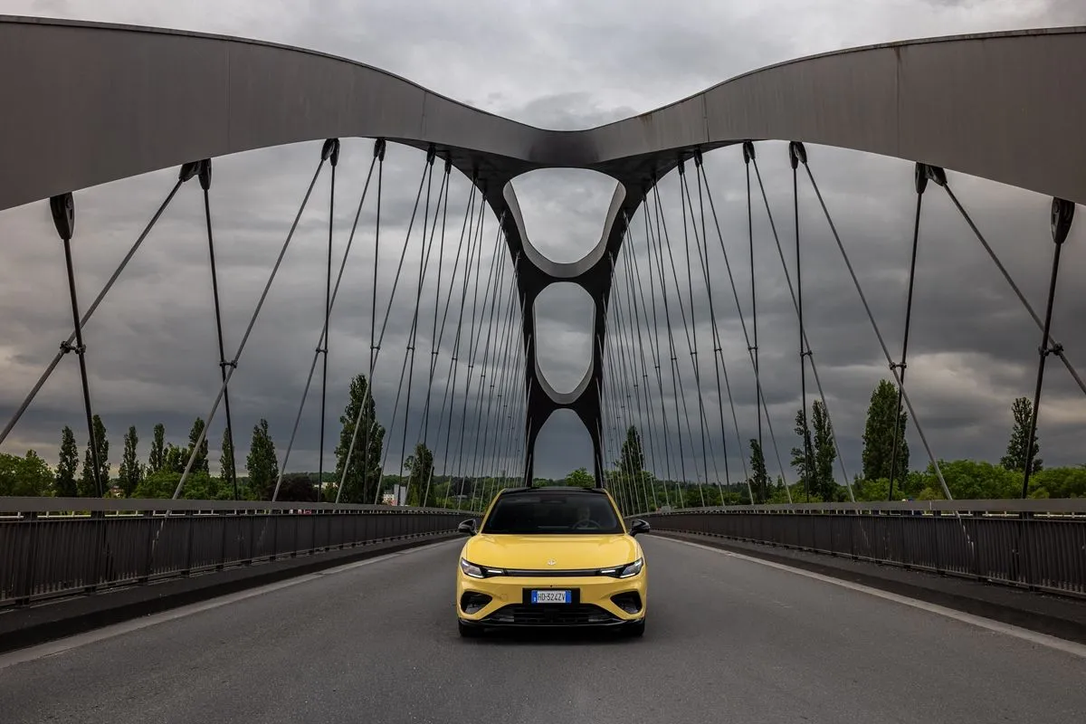 Άλλο ένα μεγάλο βήμα της Leapmotor στην Ευρώπη -Εγκαινίασε το πρώτο της Κέντρο Καινοτομίας, στη Γερμανία