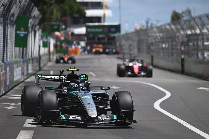 Αντεπίθεση της Mercedes στο FP3 του Μονακό, ο Αντονέλι τρία δέκατα ταχύτερος από τις Ferrari