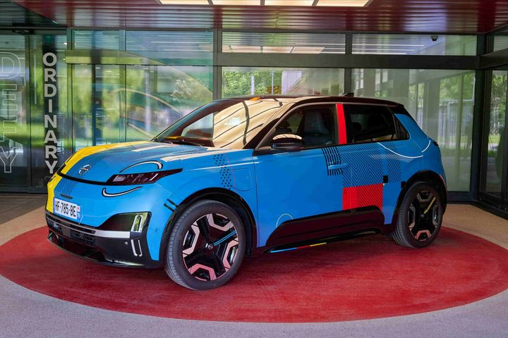 Ένα Nissan Micra μετατρέπεται σε έργο τέχνης από το νικητή του διαγωνισμού Signature Edition