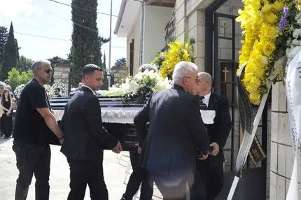 Τελέστηκε η κηδεία του Μάριου Οικονόμου