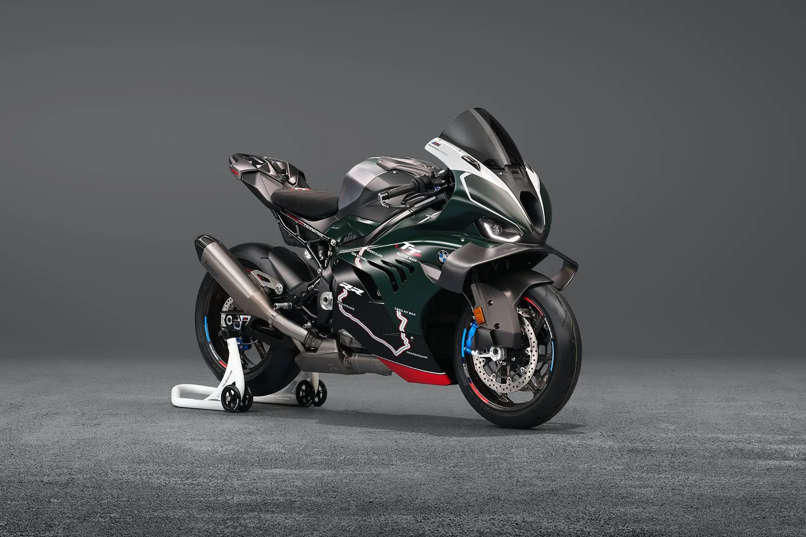 Η απόλυτη BMW M 1000 RR: Ειδική, περιορισμένη έκδοση για την 115η επέτειο του Isle of Man TT