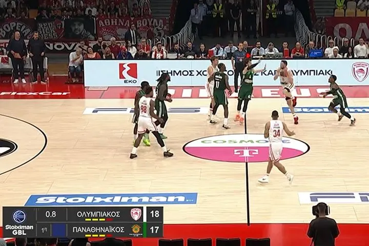 Το απίθανο buzzer-beater του Παπανικολάου με πεταχτάρι κάτω από το κέντρο
