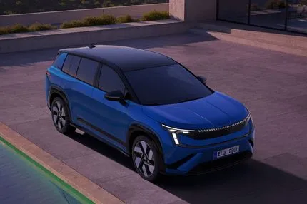Skoda Peaq: Ταξιδέψαμε στη Γενεύη για την παγκόσμια πρεμιέρα του επταθέσιου ηλεκτρικού SUV