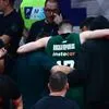 Ο Παναθηναϊκός ανέβασε VIDEO με τη στιγμή της αποχώρησης του Ρογκαβόπουλου, που ακουγόταν υβριστικό σύνθημα
