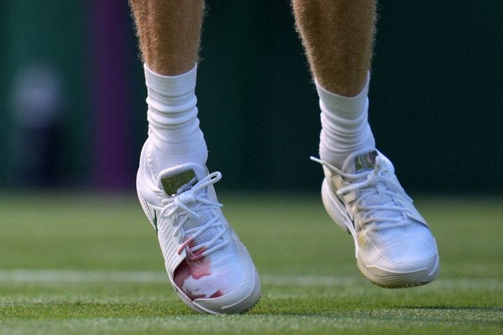 Wimbledon: Ο Σίνερ μάτωσε κυριολεκτικά για να λυγίσει τον Κετσμάνοβιτς