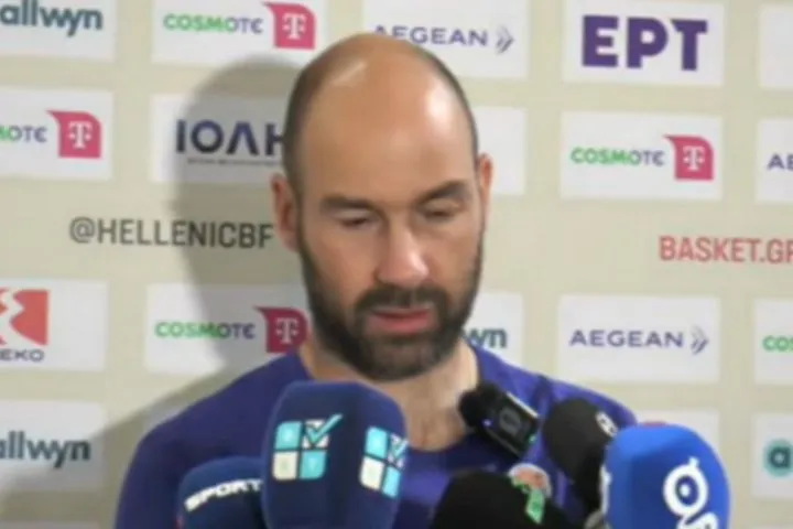 Σπανούλης: "Είναι ένα δύσκολο παράθυρο - Ο Παπανικολάου είναι παράδειγμα για τα νέα παιδιά, αλλά και για τους συμπαίκτες του"