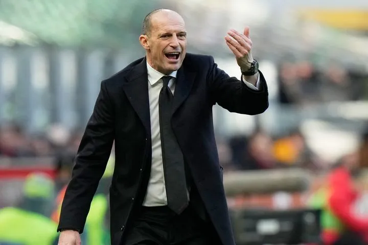 Ο Αλέγκρι υπογράφει τριετές συμβόλαιο με την Νάπολι