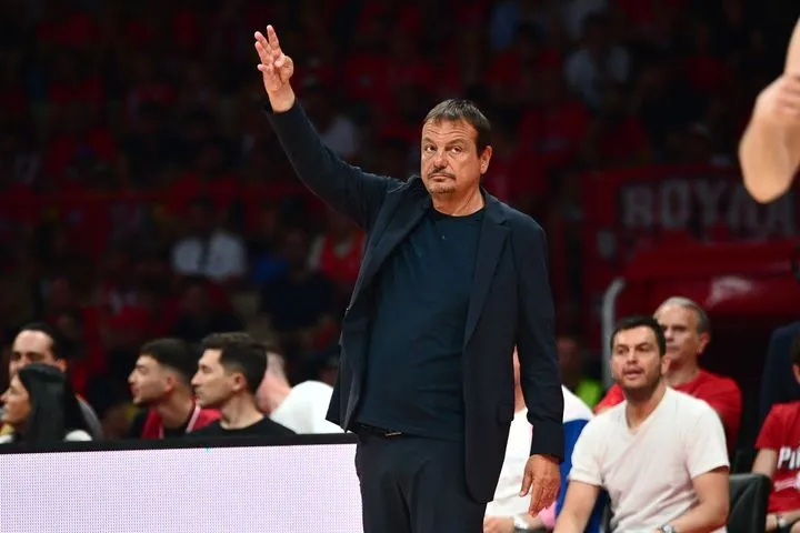 Το συγκινητικό μήνυμα του Αταμάν στα αποδυτήρια μετά το φινάλε της σεζόν