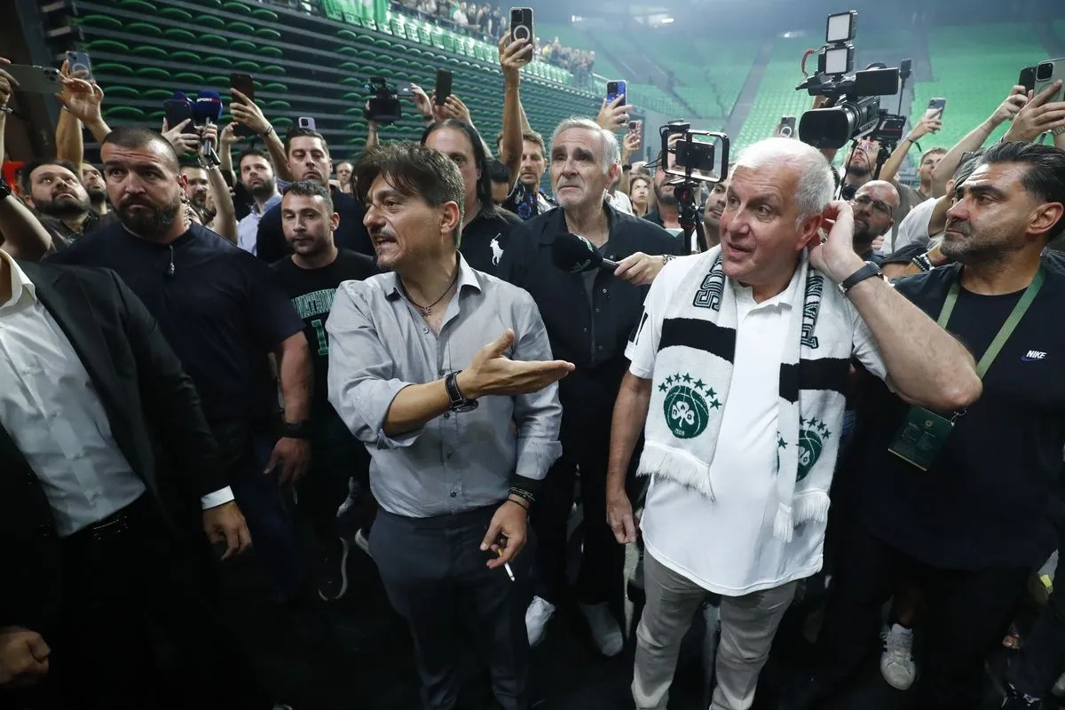 Ο Δημήτρης Γιαννακόπουλος με τον Ζέλικο Ομπράντοβιτς