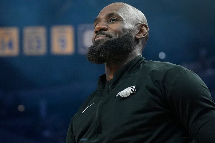 Ο ΛεΜπρόν Τζέιμς πήρε τη μεγάλη απόφαση: Με αυτή την ομάδα θα δώσει απόψε τα χέρια