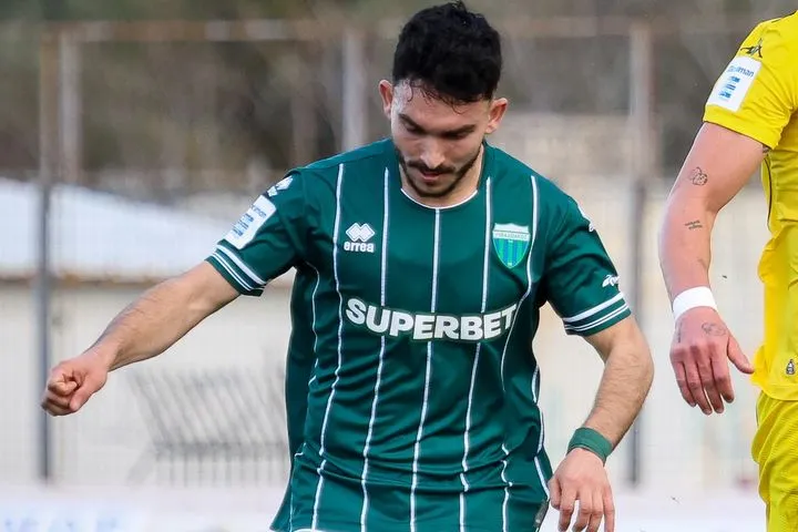 Λεβαδειακός, μεταγραφές: Ομάδα της Ligue 1 ενδιαφέρεται για τον Ιωάννη Κωστή, σύμφωνα με τον Μπεν Τζέικομπς