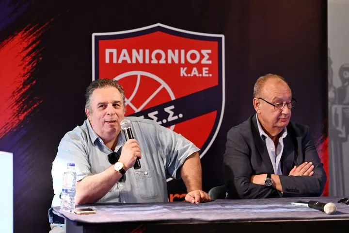 Οι ευθύνες, το ρόστερ για την άνοδο και το πλάνο 14 μηνών για την ολοκλήρωση του κλειστού στη Νέα Σμύρνη