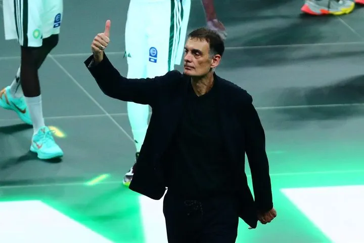 Παναθηναϊκός ΑΚΤΟR – Ολυμπιακός: Το thumb up του Μπαρτζώκα στους οπαδούς του Παναθηναϊκού που τον έβριζαν