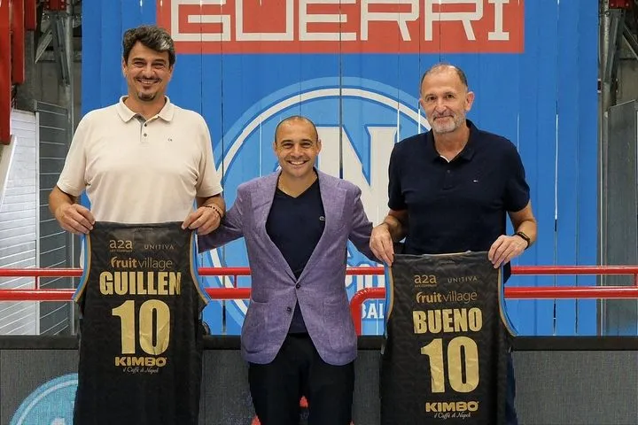 EuroCup: Ο Τσους Μπουένο συναντήθηκε με τον Ματ Ριτσέτα στη Νάπολι