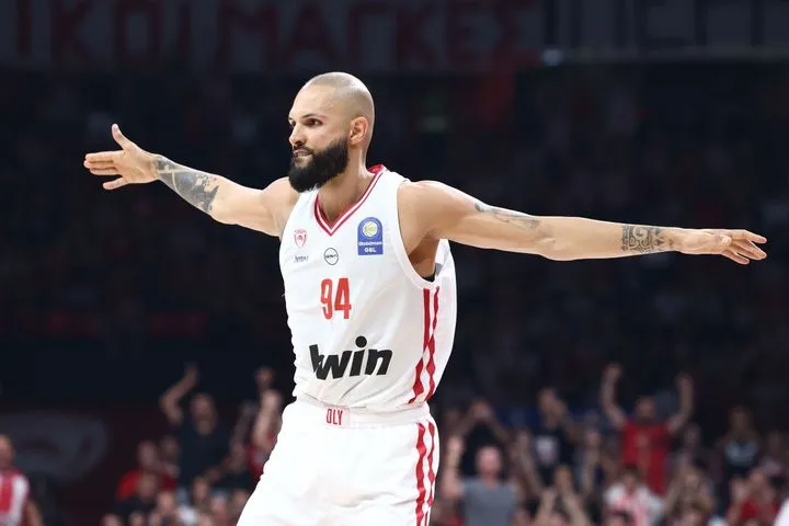 Η μαγική εμφάνισή του Εβάν Φουρνιέ στο Game 5 κόντρα στον Παναθηναϊκό AKTOR