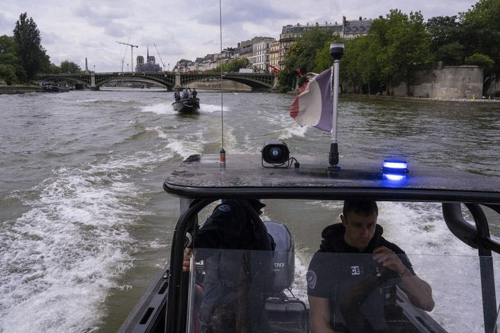 Δεύτερος νεκρός στη Γαλλία: Οπαδός της Παρί Σεν Ζερμέν πνίγηκε στον ποταμό Σηκουάνα