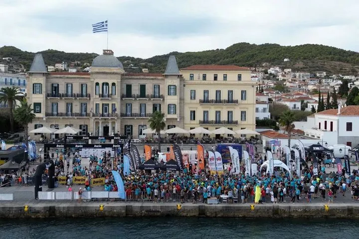 Spetses Mini Marathon: Άνοιξαν οι εγγραφές για τον επετειακό αγώνα