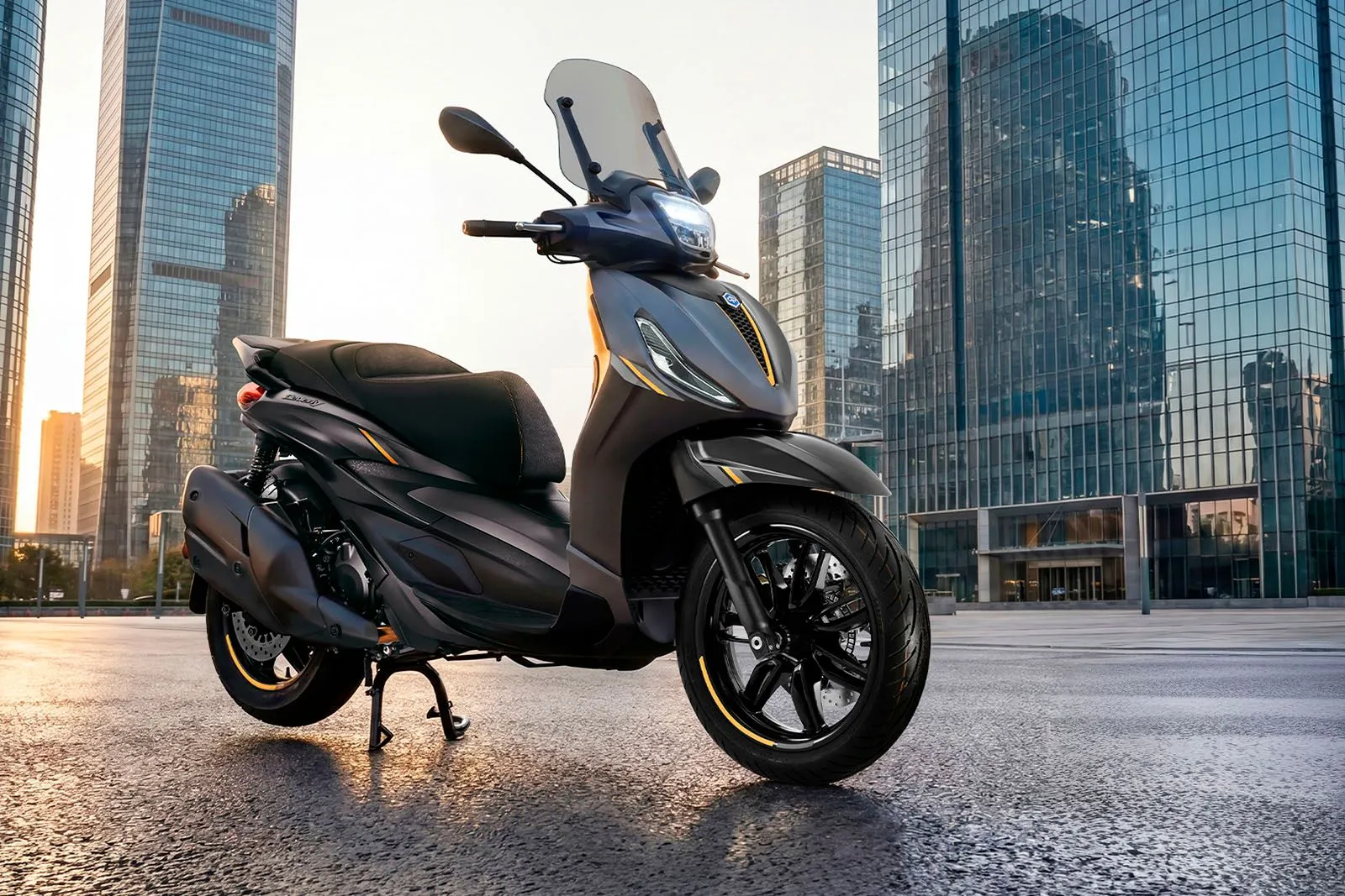 Η Piaggio γιορτάζει τα 25 χρόνια του Beverly με την επετειακή έκδοση “25th Anniversary” -Η τιμή της στην Ελλάδα
