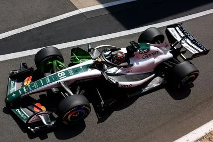 H McLaren δεν διαθέτει τον νέο κινητήρα της Mercedes στο Σίλβερστοουν -Ποιος είναι ο λόγος