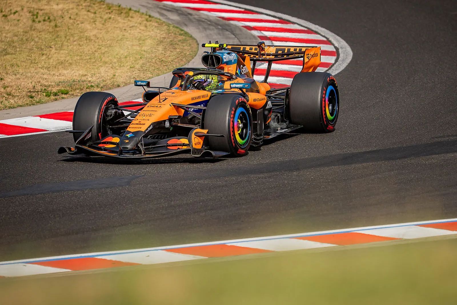 Πώς η McLaren μεταμορφώθηκε με την αναβάθμιση της MCL40 στην Ουγγαρία