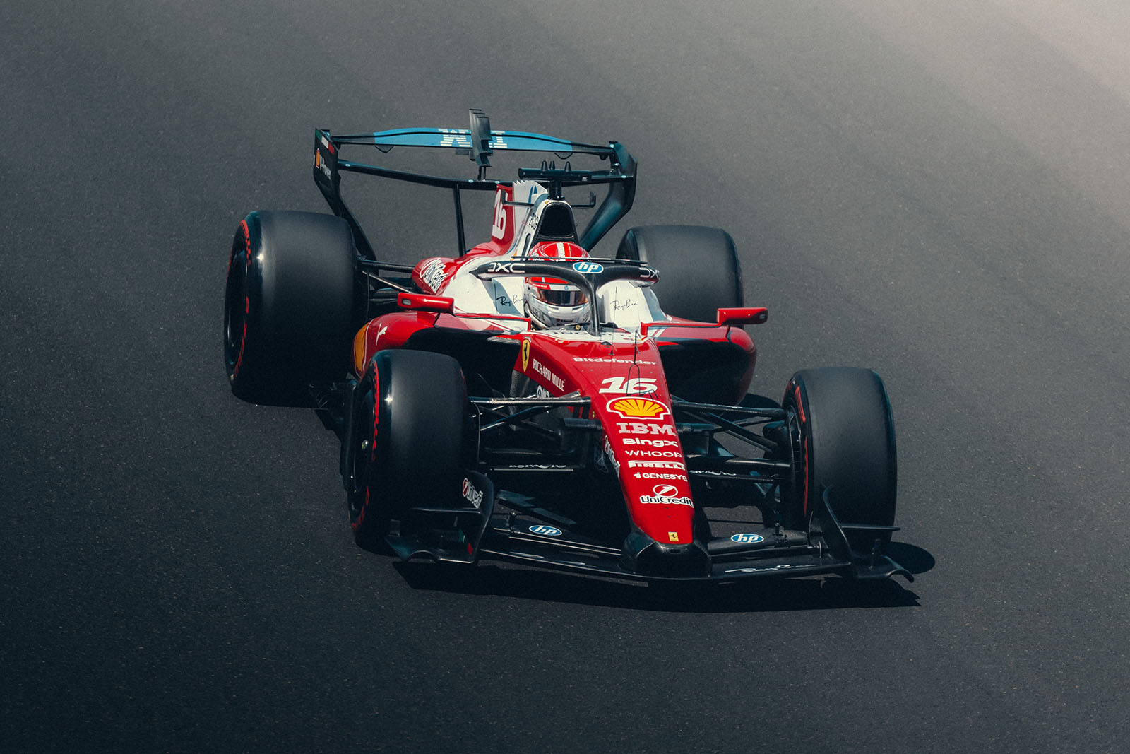Πόσο υστερεί η Ferrari με τον κινητήρα της και πότε προγραμματίζει τη δεύτερη αναβάθμισή του                                          Πόσο υστερεί η Ferrari με τον κινητήρα της και πότε προγραμματίζει τη δεύτερη αναβάθμισή του