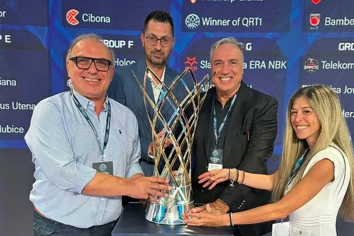 Το ελληνικό μπάσκετ ενωμένο: ΑΕΚ, Περιστέρι, Κολοσσός, Προμηθέας με την κούπα του BCL λίγο πριν την κλήρωση