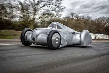 Στο Goodwood FoS και το Audi Nuvolari με το θρύλο του Λε Μαν, Τομ Κρίστενσεν στο τιμόνι- Μαζί και το Auto Union Lucca