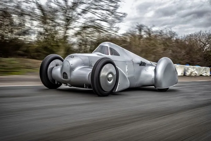 Στο Goodwood FoS και το Audi Nuvolari με το θρύλο του Λε Μαν, Τομ Κρίστενσεν στο τιμόνι- Μαζί και το Auto Union Lucca