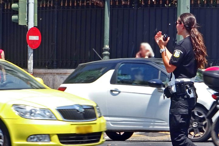 Πάνω από 2.500 παραβάσεις βεβαιώθηκαν την 54η εβδομάδα της εκστρατείας “Μηδενική ανοχή στη μη χρήση κράνους”
