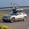 Από τη MINI με αγάπη: Το αμιγώς ηλεκτρικό Aceman με γνήσια αξεσουάρ είναι έτοιμο για νέες περιπέτειες