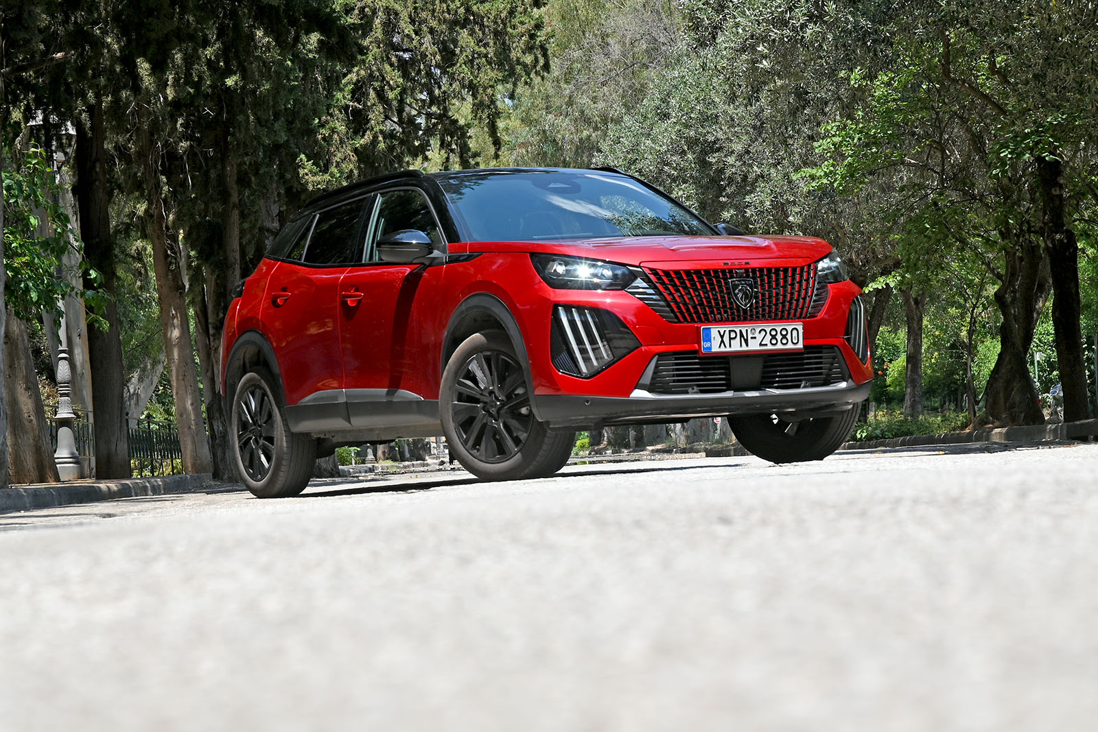 Δοκιμή του best-seller B-SUV, Peugeot 2008, στη νέα Hybrid και κορυφαία έκδοση GT των 145 ίππων                                          Δοκιμή του best-seller B-SUV, Peugeot 2008, στη νέα Hybrid και κορυφαία έκδοση GT των 145 ίππων