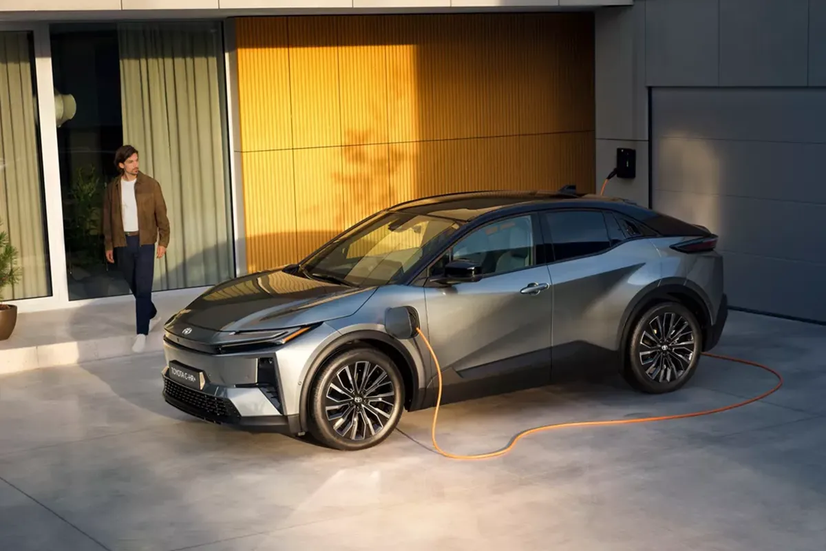 Νέα υπηρεσία Toyota HomeCharge: 6 βήματα για όσους θέλουν την πλέον αξιόπιστη εμπειρία φόρτισης
