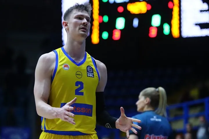 Περιστέρι Betsson: Δεν συνεχίζει ο Βαν Τούμπεργκεν στους κυανοκίτρινους