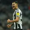 Premier League: Η Άρσεναλ ανέβασε θεαματικά την προσφορά της για τον Γκιμαράες – Στο τελικό στάδιο η μεταγραφή του από τη Νιούκαστλ