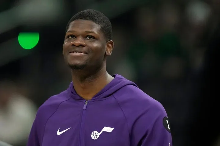 NBA: Ο Μο Μπάμπα επιστρέφει στους Τζαζ με διετές συμβόλαιο