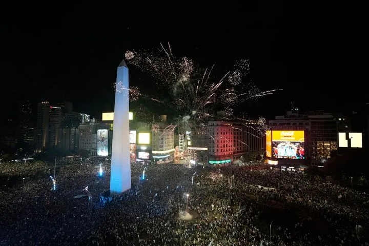 Μουντιάλ 2026: Εικόνες που κόβουν την ανάσα, όλο το Μπουένος Άιρες στο πόδι για την πρόκριση της Αργεντινής