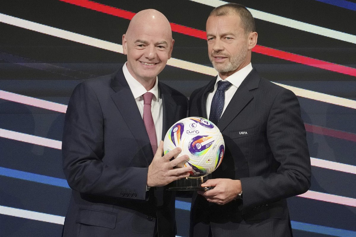 Έκτακτη συνεδρίαση της UEFA για το σχέδιο του Ινφαντίνο                                          Έκτακτη συνεδρίαση της UEFA για το σχέδιο του Ινφαντίνο