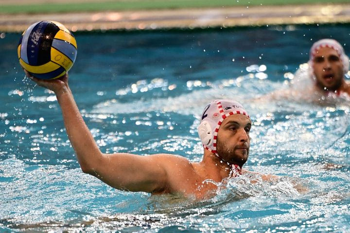 Ολυμπιακός, πόλο: Ο Λότσαρ επέστρεψε στους ερυθρόλευκους, η Τορνάρου ανανέωσε με τους Πειραιώτες