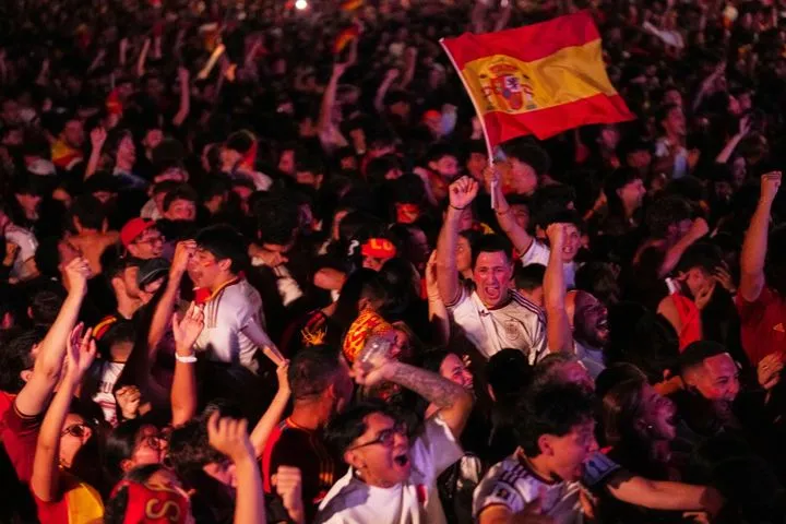 Μουντιάλ 2026, Ισπανία – Αργεντινή: Πανζουρλισμός στη Μαδρίτη μετά την κατάκτηση του τροπαίου