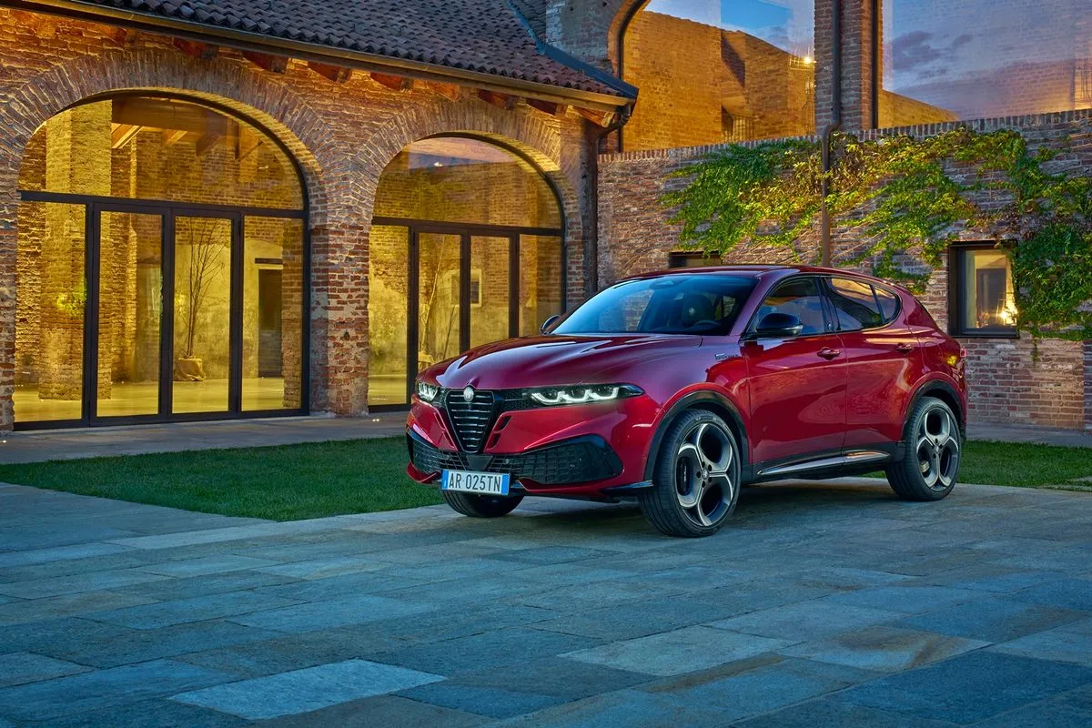Τώρα η νέα Alfa Romeo Tonale Ibrida με τους 175 ίππους από 36.190 ευρώ- Το πιο δυναμικό SUV πιο προσιτό από ποτέ