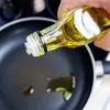 Γιατί δεν πρέπει να κόψεις το ελαιόλαδο από τη διατροφή σου