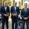 Δωρεά 15 μοτοσικλετών στην ΕΛ.ΑΣ. από τους αδελφούς Αγγελόπουλους